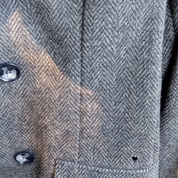 Coat - Picture 6 of 10